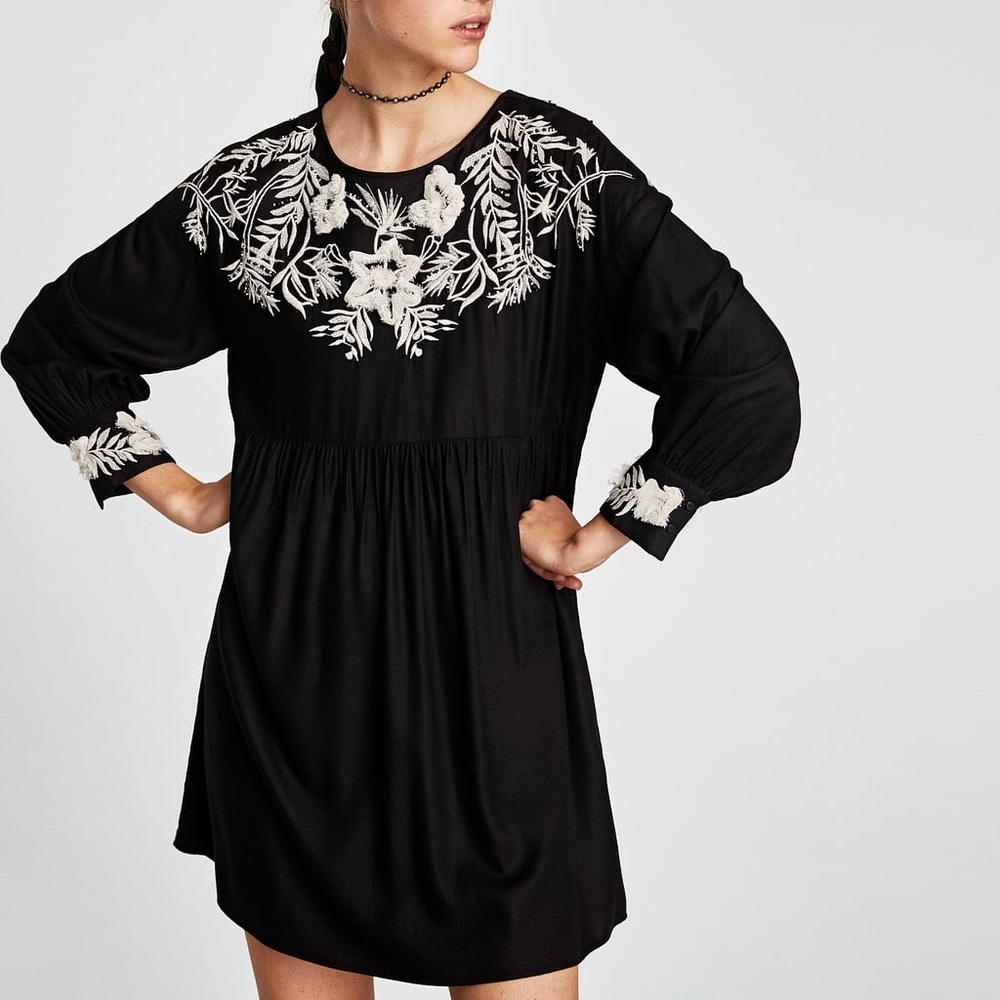ZARA FLORAL EMBROIDERED BLACK DRESS BRAND NEW WITH TAGS SMALL